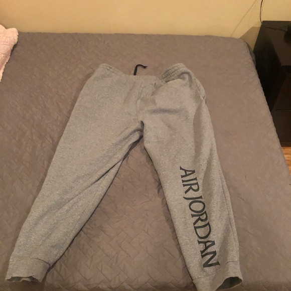Jordan Tracksuit - Picture 2 of 5